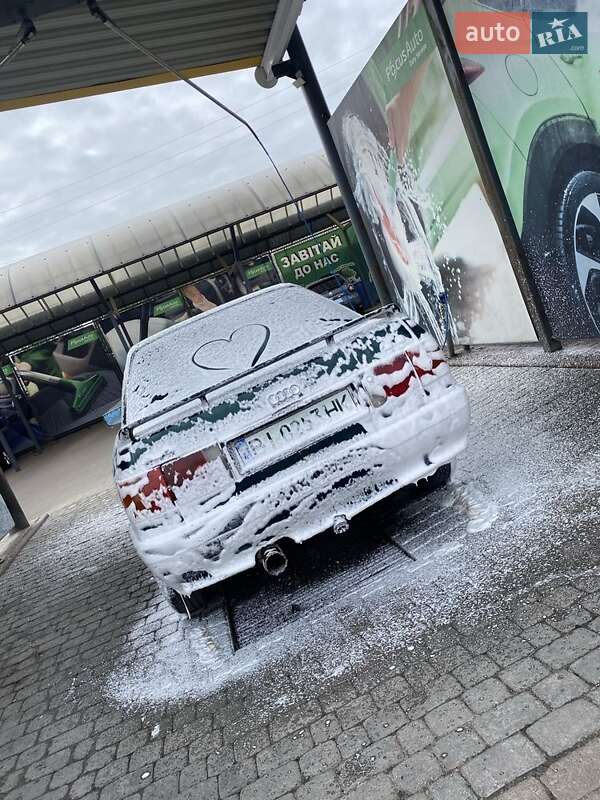 Седан Audi 80 1989 в Полтаві