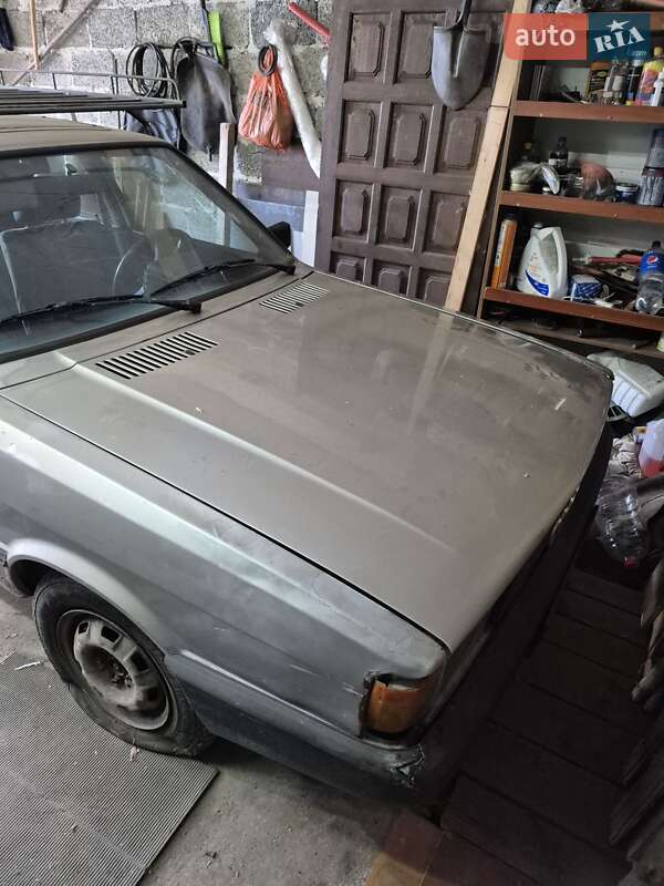 Седан Audi 80 1984 в Львові