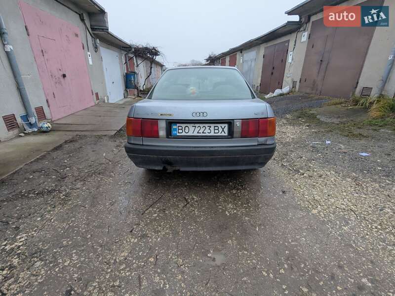 Седан Audi 80 1988 в Тернополі