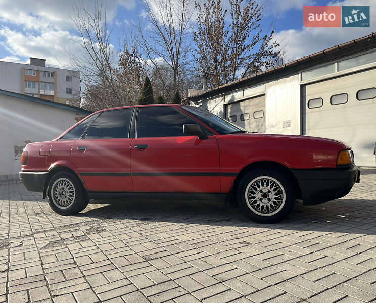 Седан Audi 80 1987 в Каменец-Подольском