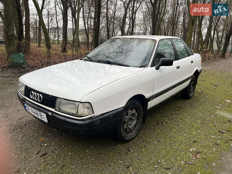 Седан Audi 80 1987 в Хотине
