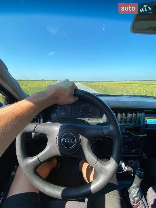 Седан Audi 80 1993 в Лозовій фото 2 Седан Audi 80 1993 в Лозовій