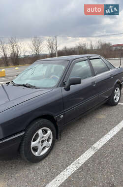 Седан Audi 80 1989 в Черновцах