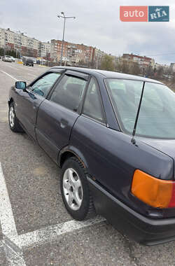 Седан Audi 80 1989 в Черновцах