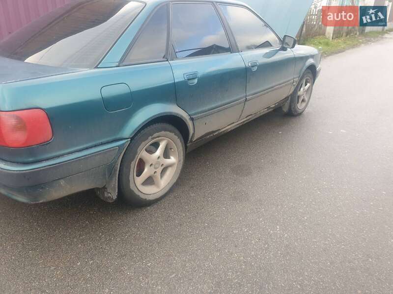 Универсал Audi 80 1993 в Коростышеве