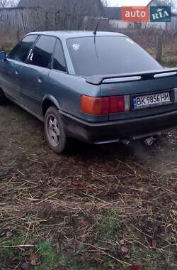 Седан Audi 80 1988 в Зарічному