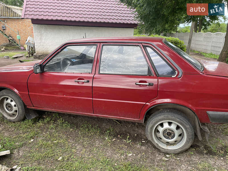 Audi 80 1982 Audi 80 1982