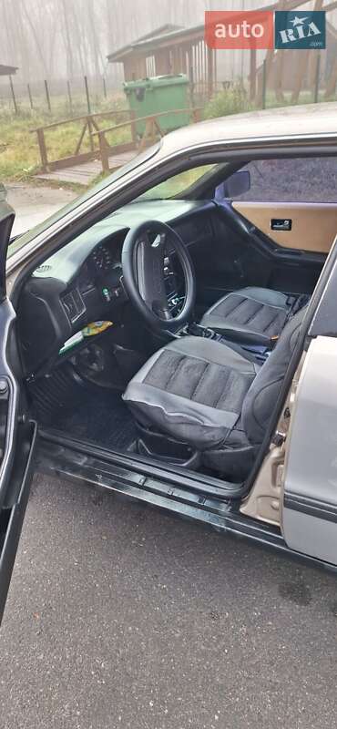 Седан Audi 80 1988 в Красилове