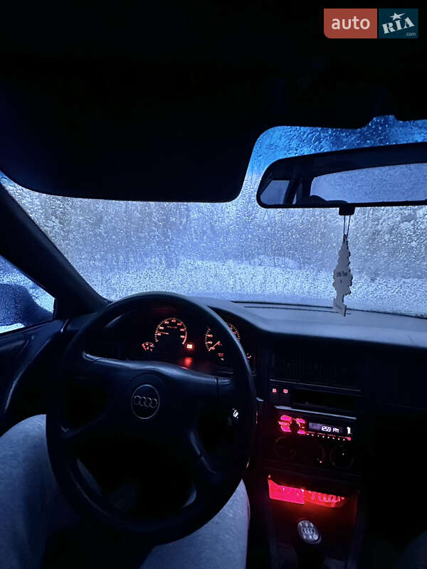 Седан Audi 80 1989 в Мироновке фото 9 Седан Audi 80 1989 в Мироновке