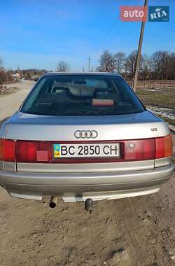 Седан Audi 80 1988 в Рудки