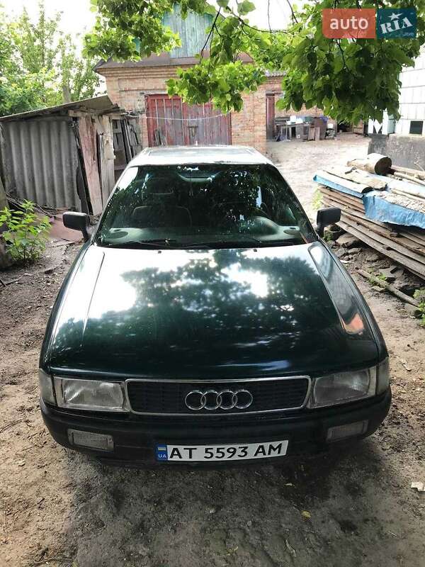 Седан Audi 80 1987 в Шумске