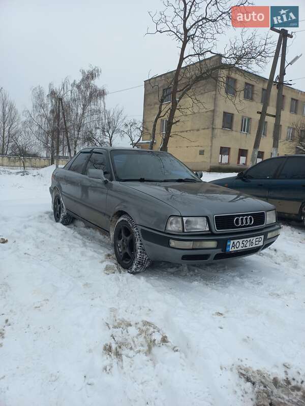 Седан Audi 80 1993 в Чопе