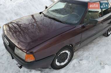 Седан Audi 80 1991 в Гоще
