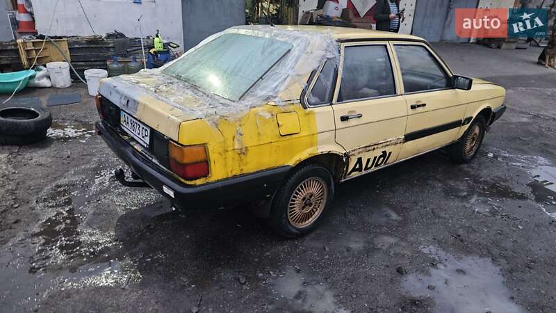 Седан Audi 80 1985 в Києві