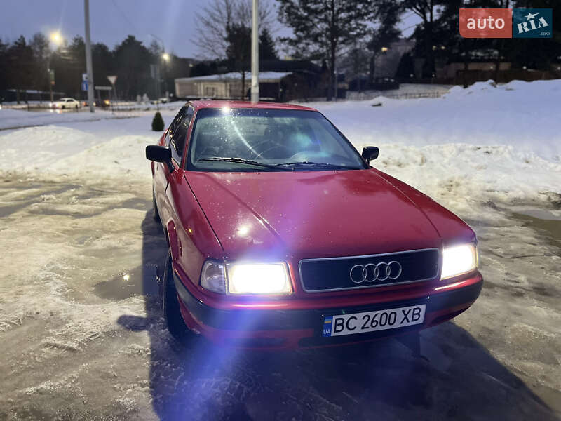 Седан Audi 80 1992 в Новояворівську