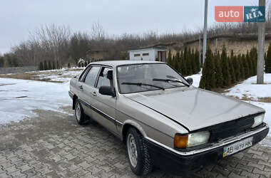 Седан Audi 80 1985 в Калиновке