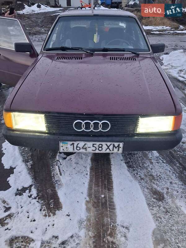 Седан Audi 80 1987 в Ярмолинцях