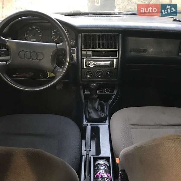 Седан Audi 80 1987 в Ужгороді