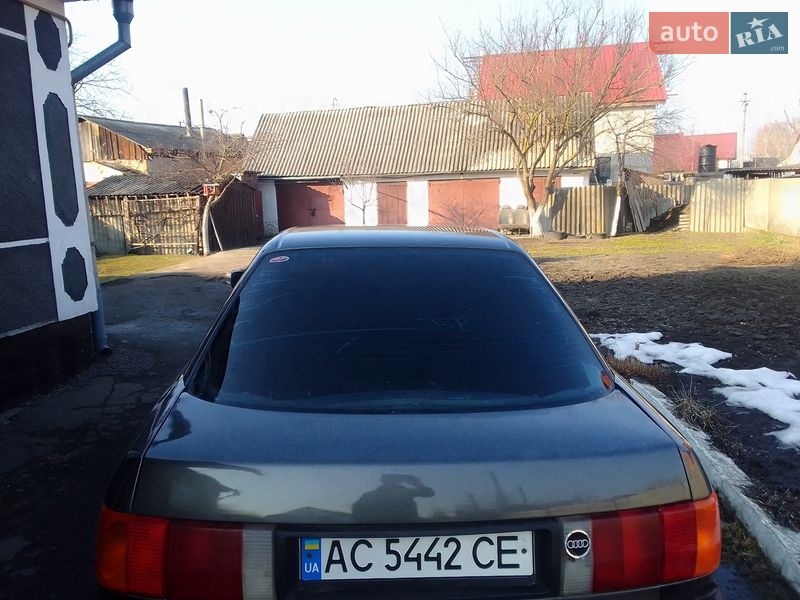 Седан Audi 80 1986 в Ковеле