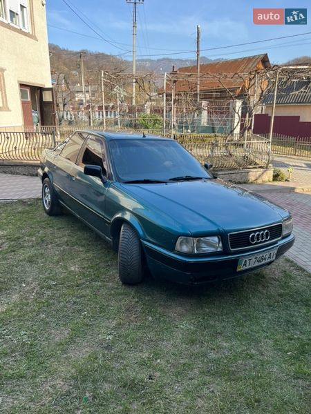 Седан Audi 80 1994 в Дубовом