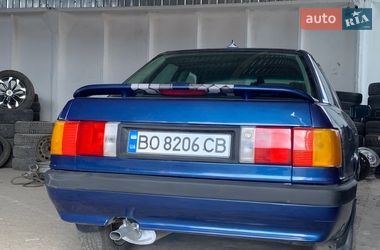 Седан Audi 80 1988 в Кременце