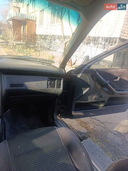 Седан Audi 80 1987 в Кременчуці