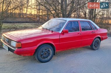 Седан Audi 80 1981 в Ратному