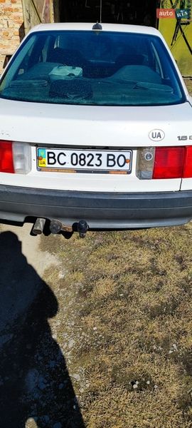 Седан Audi 80 1989 в Буске