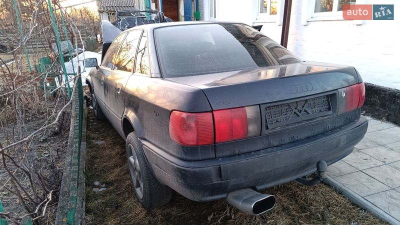 Седан Audi 80 1989 в Полтаві