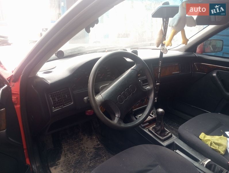 Седан Audi 80 1988 в Новых Петровцах