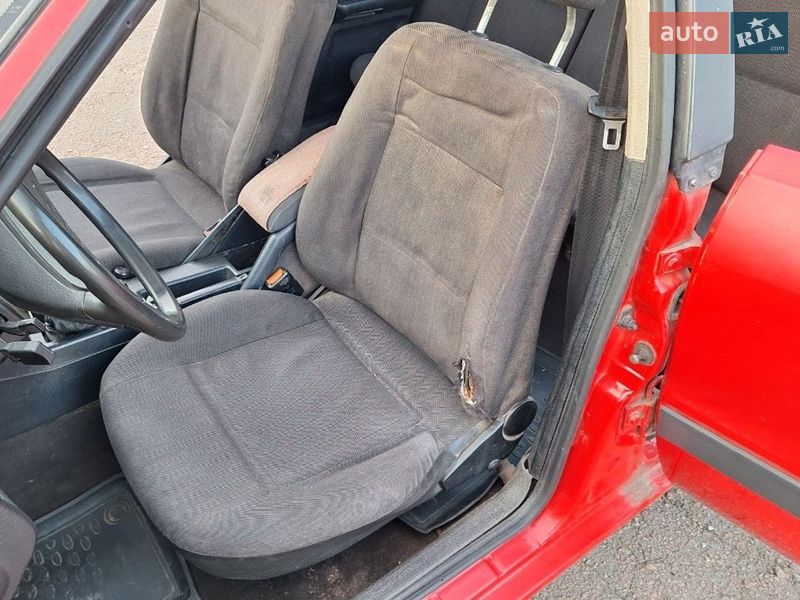 Седан Audi 80 1987 в Варве