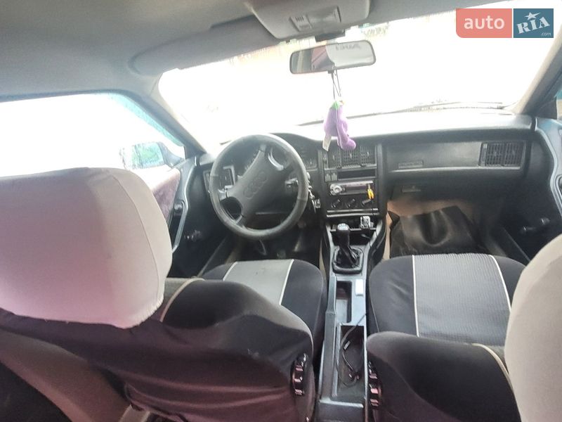 Седан Audi 80 1991 в Рогатине