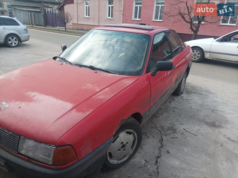 Седан Audi 80 1990 в Новгород-Северском фото 2 Седан Audi 80 1990 в Новгород-Северском
