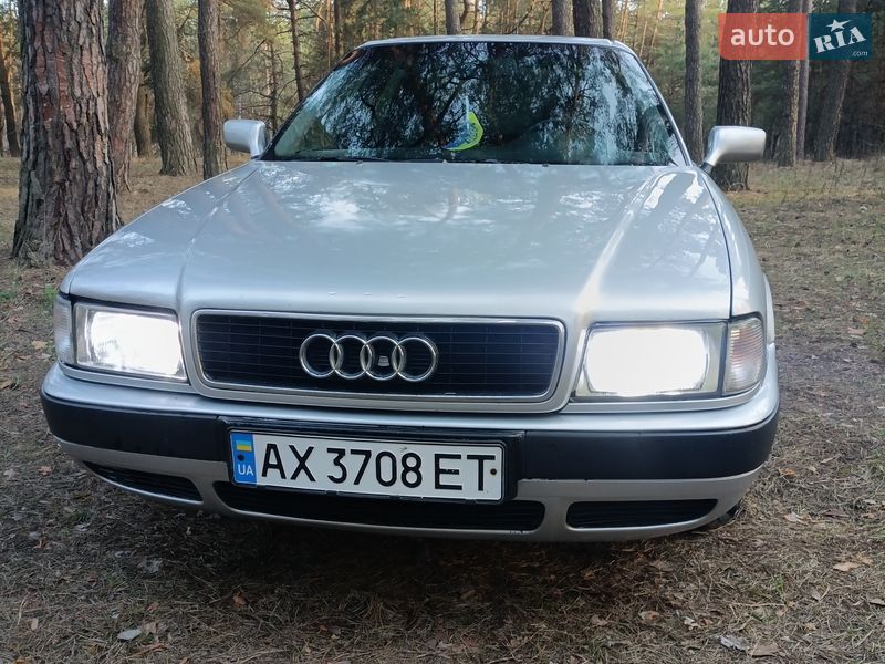 Седан Audi 80 1988 в Богодухове