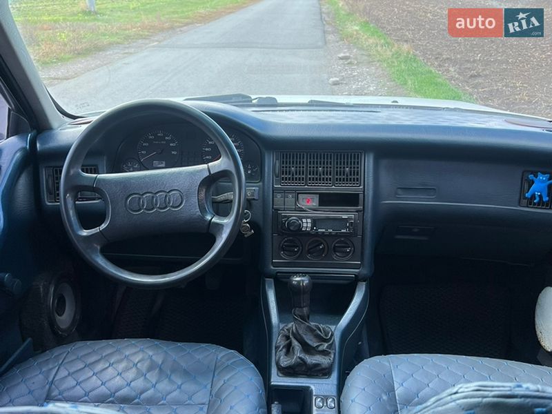 Седан Audi 80 1987 в Новомосковську
