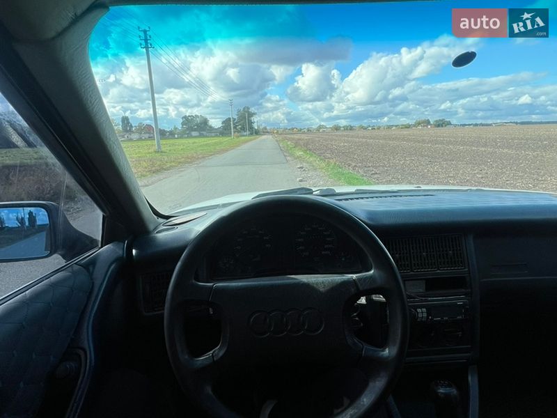 Седан Audi 80 1987 в Новомосковську