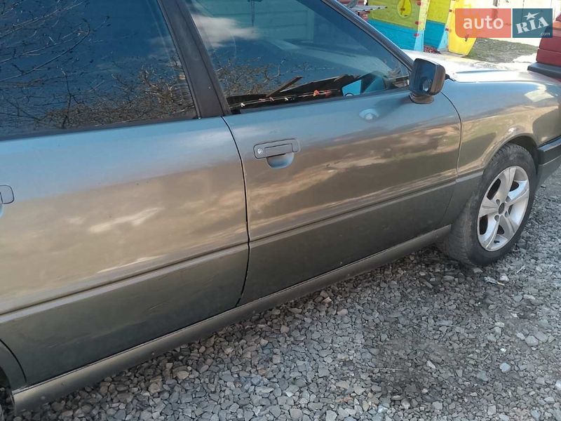 Седан Audi 80 1987 в Надвірній фото 17 Седан Audi 80 1987 в Надвірній