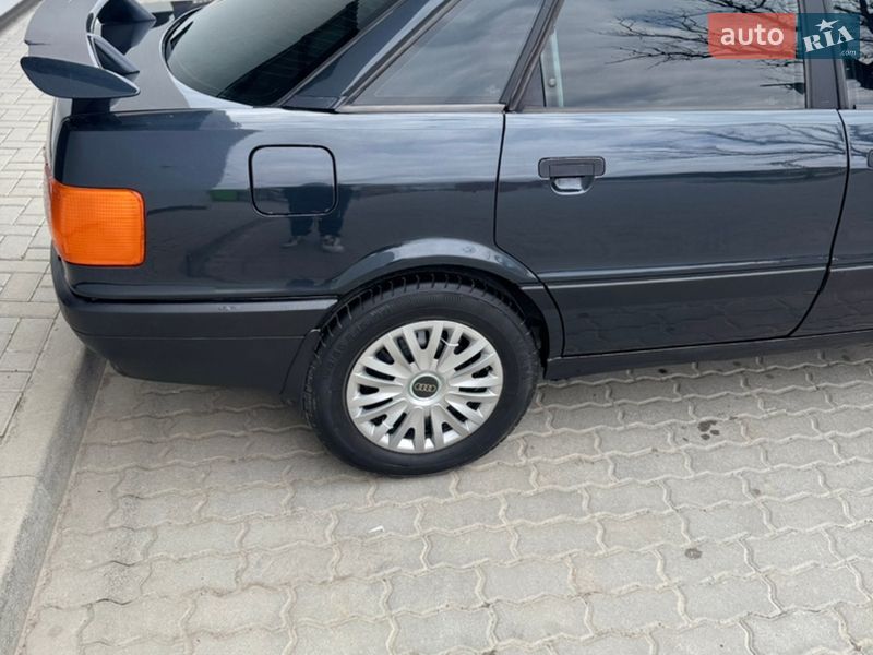 Седан Audi 80 1989 в Бориславі