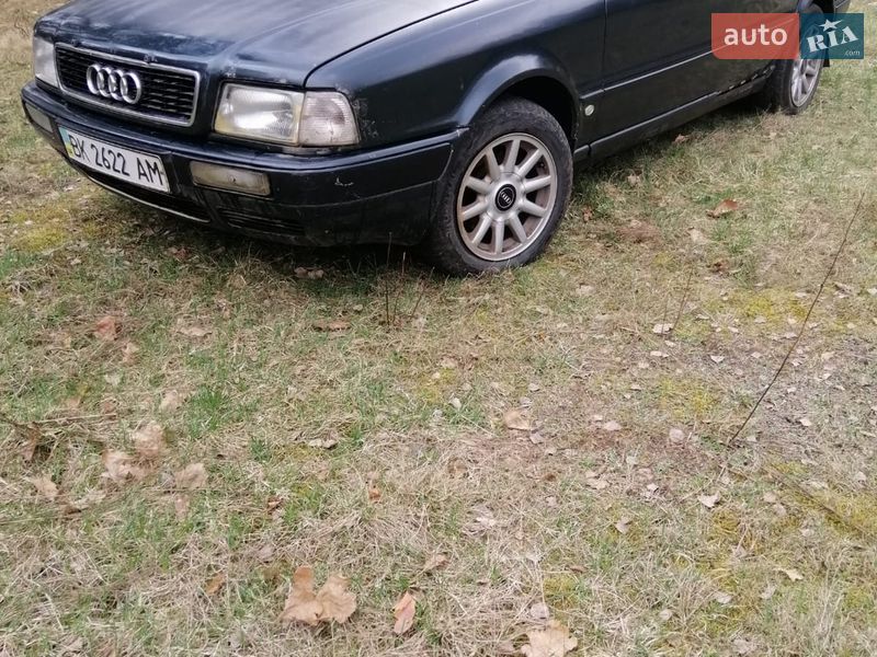 Универсал Audi 80 1993 в Вараше