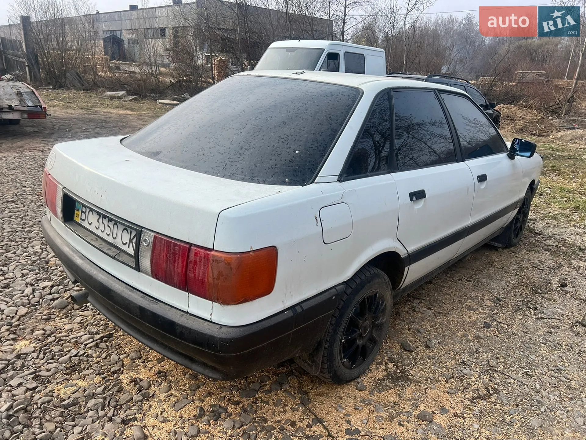 Audi 80 1988 VIN WAUZZZ89ZJA275602 фото оголошення 3 з 5