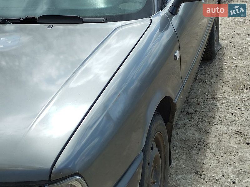 Седан Audi 80 1987 в Томаківці