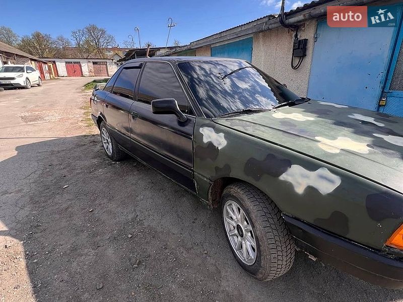 Седан Audi 80 1991 в Городке
