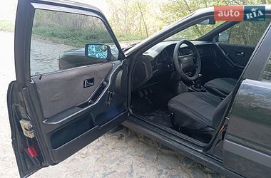 Седан Audi 80 1991 в Дубно