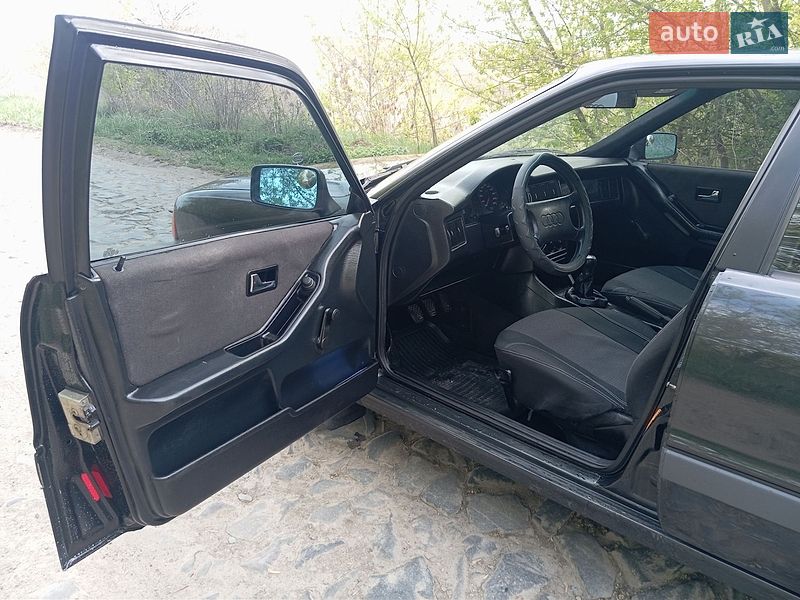 Седан Audi 80 1991 в Дубно