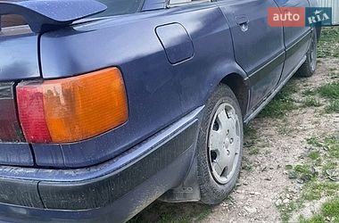 Седан Audi 80 1988 в Рогатині
