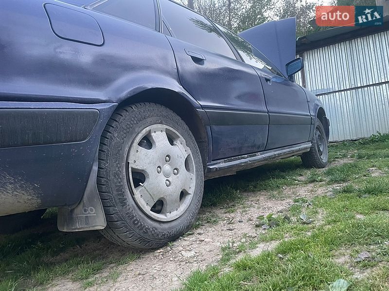 Седан Audi 80 1988 в Рогатині