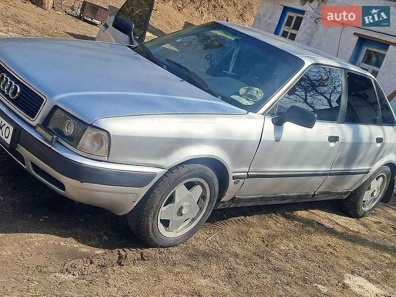 Седан Audi 80 1994 в Василькове
