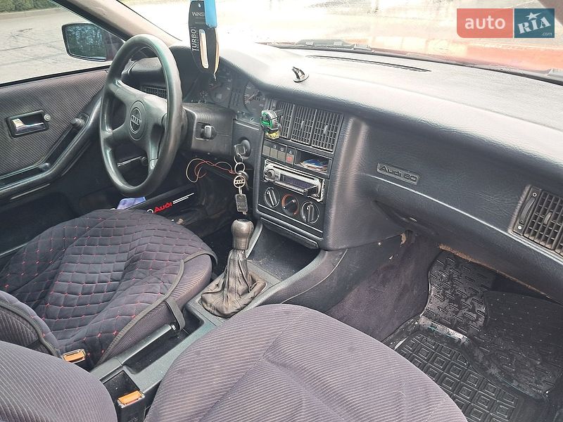 Седан Audi 80 1993 в Рівному