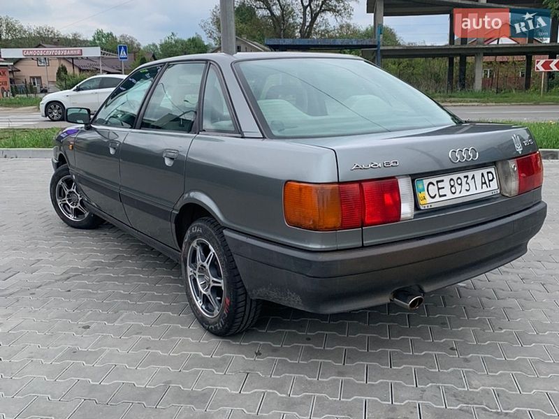 Седан Audi 80 1990 в Чернівцях