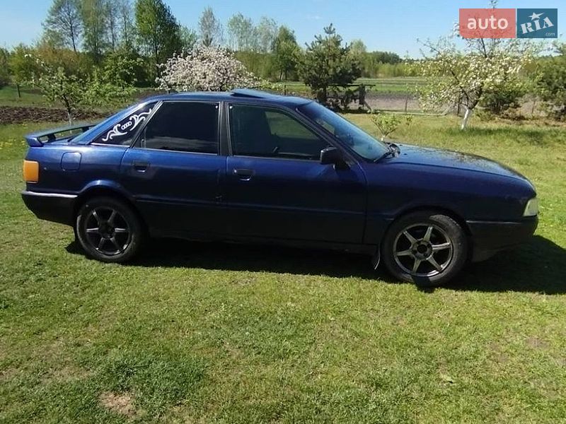 Седан Audi 80 1989 в Беляевке